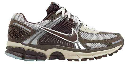 Nike Wmns Zoom Vomero 5 Light Iron Orewood Earth Fossil