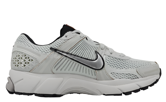 Nike Wmns Zoom Vomero 5 Light Silver Chrome