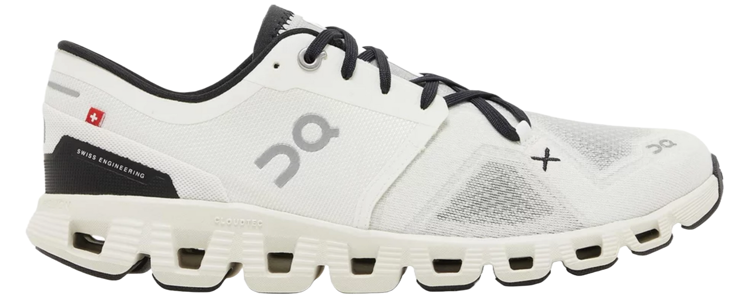 ON Cloud X 3 running trainers in white and black