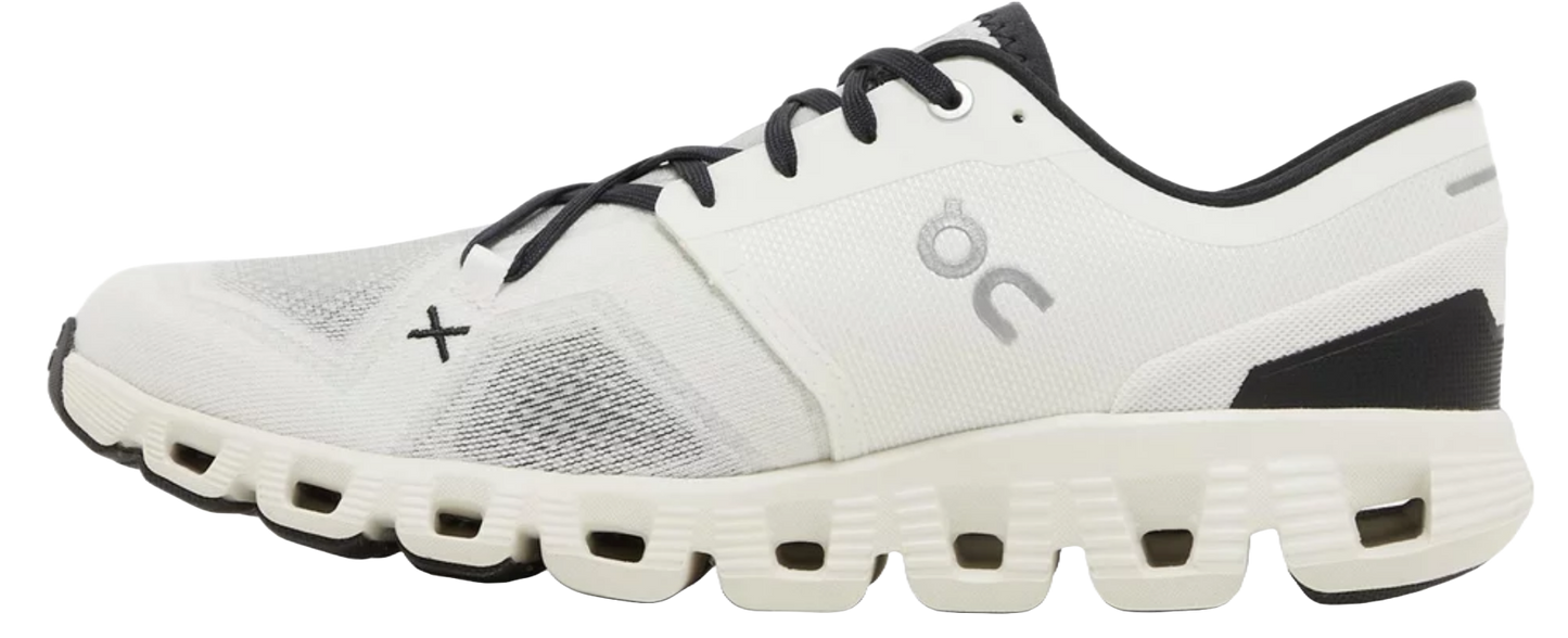 ON Cloud X 3 running trainers in white and black