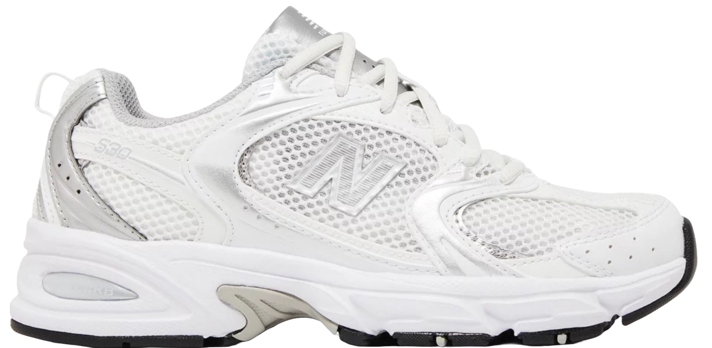 New Balance 530 trainers in white and silver